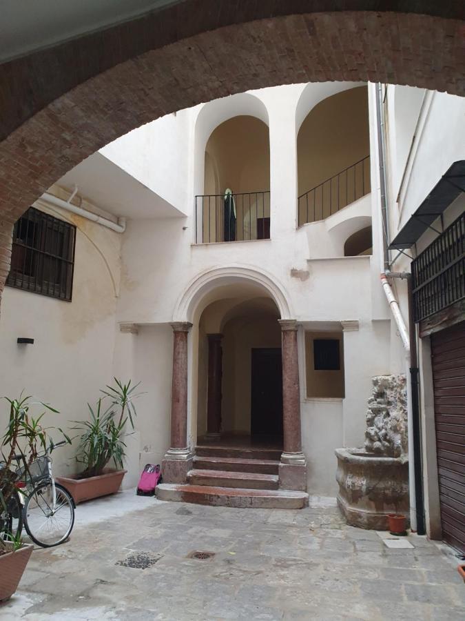 Casa Monviso Le Fuoriserie Palermo Eksteriør bilde